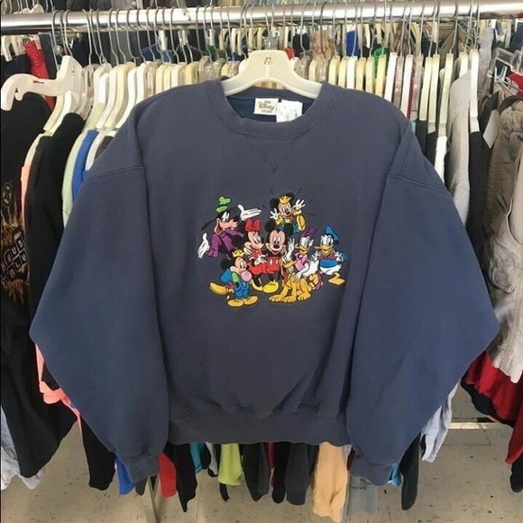 ISO HOODIES AND LONGSLEEVES ! dont buy!!SHARE PLS - Picture 4 of 7